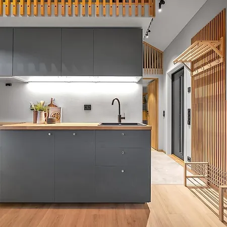 Unique Mini-house! アパート *